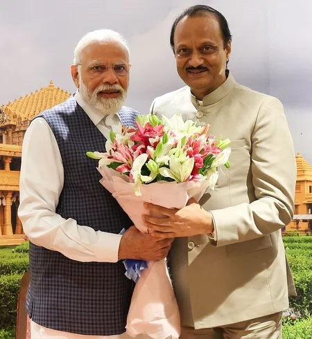 बारामती प्लेन क्रैश में अजित पवार के असामयिक निधन से देश स्तब्ध राष्ट्रपति मुर्मु और पीएम मोद...webp