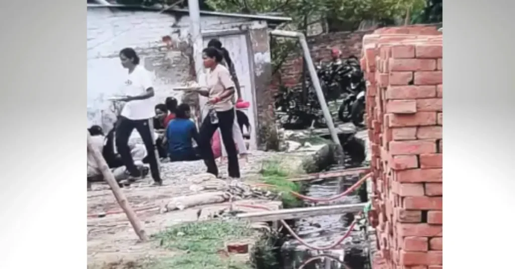 Kanpur Police Training Scandal: महिला ट्रेनी सिपाहियों को नाली के किनारे बैठकर खाना, सिर्फ 4 टॉयलेट पर 825 ट्रेनी!