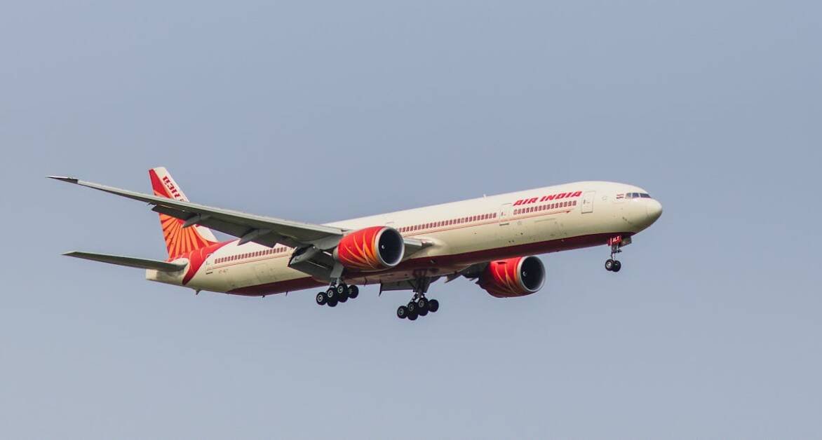 पायलट थकान पर DGCA का झटका! एयर इंडिया को फटकार, कहा - 'सुरक्षा से समझौता नहीं