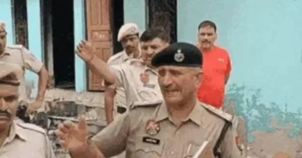 घटना का विवरण: मुस्लिम परिवार के दो घरों में आगजनी और तोड़फोड़ ने मचाया हड़कंप।